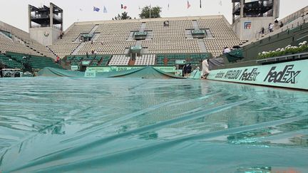 La pluie a interrompu la quatrième journée des Internationaux de France à Roland-Garros