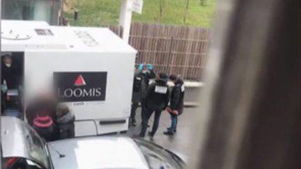 La journaliste Sophie Rodier fait le point après l'arrestation du conducteur du fourgon à Amiens (Somme). (FRANCE 2)