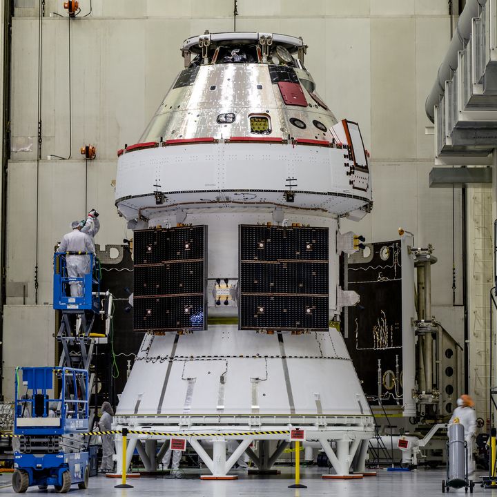 La capsule Orion pour la mission Artemis I, au centre spatial Kennedy, en Floride (Etats-Unis), le 12 octobre 2020. (NASA)