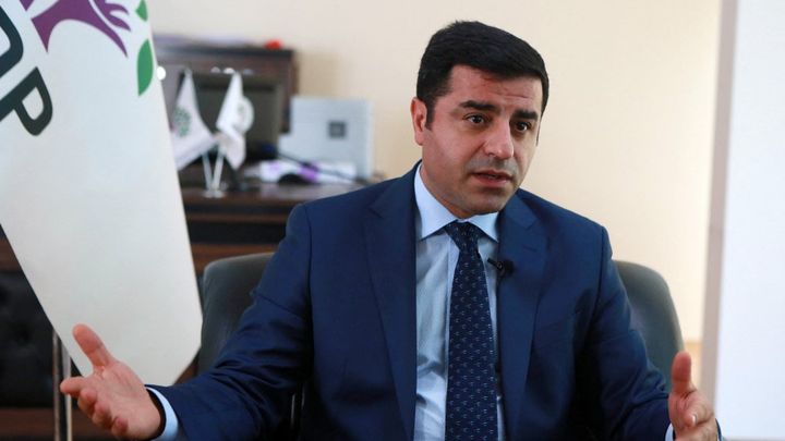 Selahattin Demirtas, co-président du Parti démocratique des peuples (HDP) pro-kurde, le 22 juillet 2016, à Ankara (Turquie). (ADEM ALTAN / AFP)