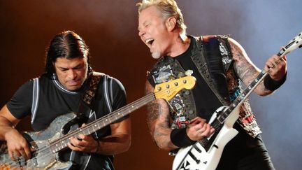 Robert Trujillo et James Hetfield de Metallica à Rio en septembre 2015 
 (Tassmo Marcelo / AFP)