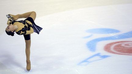 A 16 ans, la Russe Adelina Sotnikova s'est adjugé la première place du programme court des Championnats d'Europe vendredi à Zagreb.  (HRVOJE POLAN / AFP)