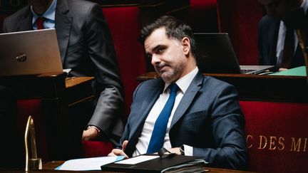 Le ministre du Budget et des comptes publics, Laurent Saint-Martin, le 14 octobre 2024 à L'Assemblée nationale, à Paris. (AMAURY CORNU / HANS LUCAS / AFP)