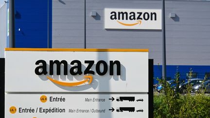 Les locaux d'Amazon à&nbsp;Lauwin-Planque (Nord), le 16 avril 2020. (DENIS CHARLET / AFP)