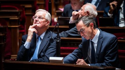 Le Premier ministre, Michel Barnier, et le ministre de l'Intérieur, Bruno Retailleau, à l'Assemblée nationale, le 2 octobre 2024. (XOSE BOUZAS / HANS LUCAS / AFP)