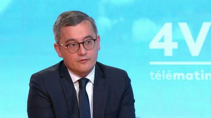 Gérald Darmanin, ministre de l'Intérieur et des Outre-mer, était l'invité des "4 Vérités" sur France 2, mardi 19 décembre. (FRANCE 2)