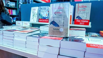 Au Salon du Livre 2018, des exemplaires du Prix Femina 2017.
 (Bruno Levesque  / MaxPPP)