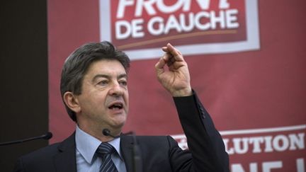 Jean-Luc Mélenchon prononce un discours lors d'un conseil national du Parti de Gauche, le 22 janvier 2011 à Paris. (AFP - Bertrand Langlois)