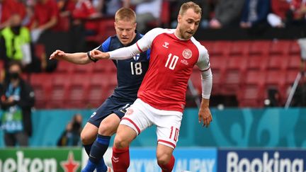 Le Danois Christian Eriksen, victime d'un arrêt cardiaque lors du match Danemark - Finlande, samedi 12 juin, est sorti de l'hôpital suite à son opération, vendredi 18 juin. (JONATHAN NACKSTRAND / POOL)