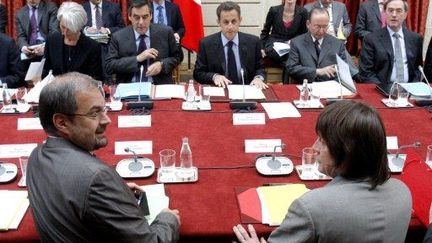 Réunion à l'Elysée avec les syndicats (10 mai 2010) (CHRISTOPHE ENA / AFP)