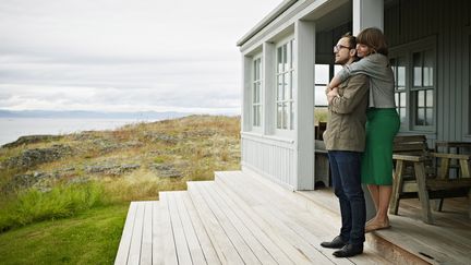 C'est une pratique qui séduit de plus en plus. Echanger sa maison, son lieu de vie pour une maison ou un appartement de vacances, en France ou à l'étranger. (Illustration) (THOMAS BARWICK / STONE RF / GETTY IMAGES)