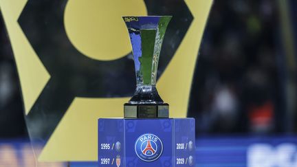 Regarder la vidéo Football : pourquoi le Trophée des champions se joue-t-il à l’étranger ?