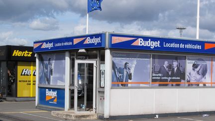 Des entreprises de location de voitures à l'aéroport d'Orly, le 6 juillet 2009. (MAXPPP)