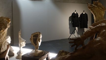 Cette exposition au musée Bourdelle inaugure la saison espagnole du Palais Galliera qui se poursuivra avec "Costumes espagnols entre ombre et lumière" à la Maison Victor Hugo et se clôturera avec "Mariano Fortuny" au Palais Galliera. "Balenciaga, l'oeuvre au noir" à partir du 8 mars.
 (Corinne Jeammet)