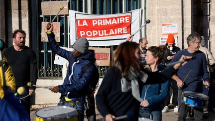 Manifestation de la primaire populaire&nbsp;en vu de la désignation d'un unique candidat de gauche pour la présidentielle 2022, à Marseille (Bouches-du-Rhône). (NICOLAS VALLAURI / MAXPPP)