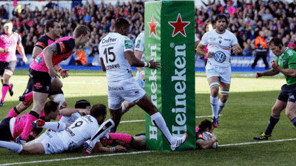 Gareth Davies (Cardiff Blues) marque l'essai qui permet à Cardiff de battre Toulon