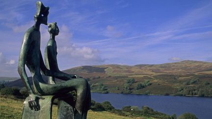 Sculptures d'Henry Moore exposées dans le parc de Glenkiln, dans le sud de l'Ecosse (il ne s'agit pas de l'oeuvre volée).
 (Wolfgang Fuchs / Bilderberg)