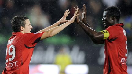 Yassine Jebbour (Rennes) et Pablo Estifer Armero (Udinese)