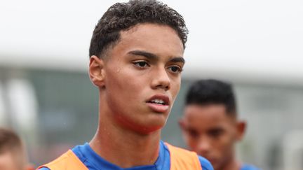 Joao Mendes, le fils de Ronaldinho, a signé au FC Barcelone. (  / XINHUA)