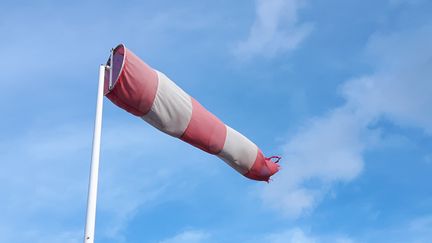 Alerte aux vents violents dans 6 départements, dont 5 en Auvergne Rhône-Alpes (PHILIPPE THOMAIN / FRANCE-BLEU GARD LOZ?RE)