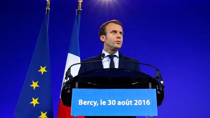 Emmanuel Macron à Bercy à Paris explique sa démission &nbsp;du gouvernement (MATTHIEU ALEXANDRE / AFP)