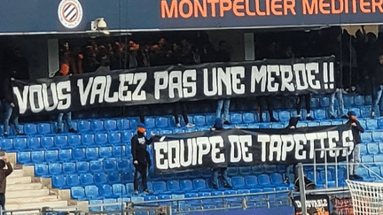 Football : le gouvernement sort le carton rouge contre les actes homophobes dans les stades