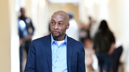 L'Américain&nbsp;Dewayne Johnson arrive au tribunal de San Francisco (Etats-Unis), le 9 juillet 2018. (JOSH EDELSON / AFP)