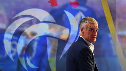 Le sélectionneur de l'équipe de France, Didier Deschamps, lors de l'annonce de son groupe pour l'Euro 2016. (FRANCK FIFE / AFP)