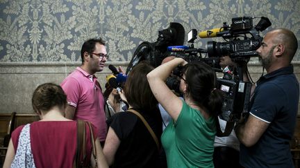 Francois Devaux, président de l'association "La Parole libérée", répond aux questions des journalistes, à Lyon, le 10 juin 2016. (JEFF PACHOUD / AFP)