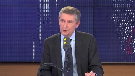 Frédéric Péchenard, vice-président Les Républicains du Conseil régional d'Île-de-France, invité du "8h30 franceinfo", jeudi 24 octobre 2019.&nbsp; (FRANCEINFO / RADIOFRANCE)