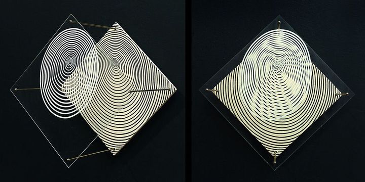 Jesùs Rafael Soto, Spirale, 1955, peinture sur bois et sur plexiglas (vue de face et de côté), dation 2011, Centre Pompidou MNAM-CCI / Georges Merguerditchian / Dist. RMN-GP
 (Adagp, Paris 2013)