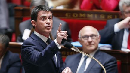 Fichage des élèves de Béziers : "De tels actes ne peuvent pas rester sans conséquence" dit Valls