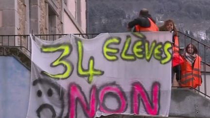 Éducation : une école du Puy-de-Dôme mobilisée contre la fermeture d'une classe