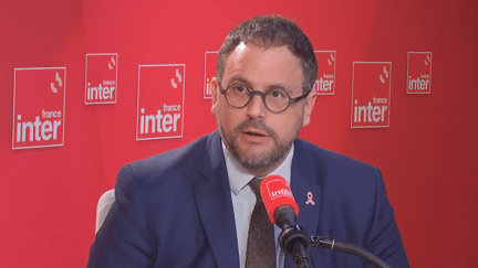 Le ministre de la Santé Aurélien Rousseau sur France Inter, le 3 octobre. (FRANCE INTER / RADIO FRANCE)