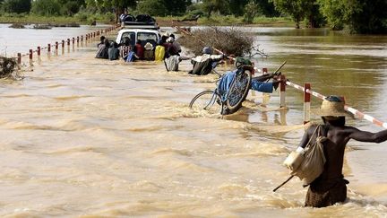 Inondations dans le Sahel près de Gorom Gorom au Burkina Faso, après de fortes pluies en avril 2017. (PHILIPPE ROY / Aurimages)