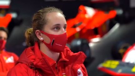 Maya Weug, 16 ans vient d'intégrer l'école des pilotes Ferrari. (CAPTURE D'ECRAN TWITTER)