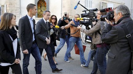 St&eacute;phane Ravier (FN) investit la mairie de secteur des 13e et 14e arrondissements de Marseille, le 4 avril 2014. (MAXPPP)