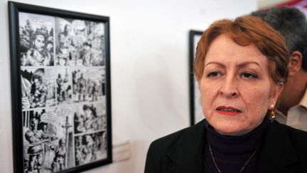 L'ancienne ministre algérienne de la Culture, Khalida Toumi, au&nbsp;3e Festival international de la bande dessinée sur l'esplanade du Ryad El Feth à Alger, le 13 octobre 2010.&nbsp; (FAYEZ NURELDINE / AFP)