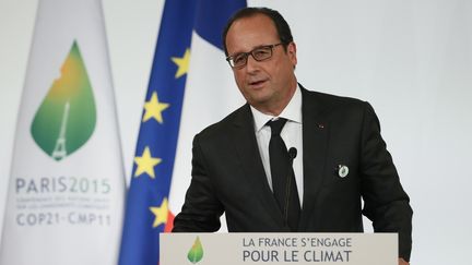 Le pr&eacute;sident de la R&eacute;publique, Fran&ccedil;ois Hollande, le 10 septembre 2015 &agrave; Paris. (PATRICK KOVARIK / AFP)