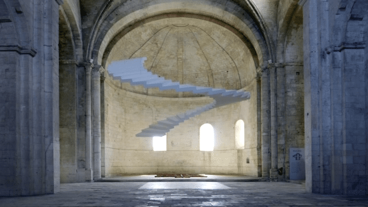 L'escalier de Lang Baumann qui trône dans le choeur de l'abbaye de Montmajour (Bouches-du-Rhône)
 (France 3)