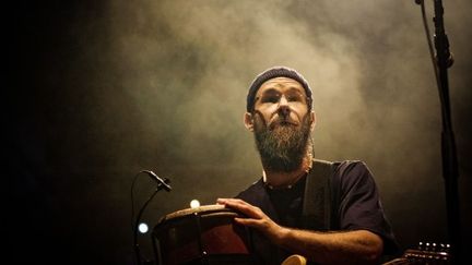 Harrisson Stafford, leader de Groundation en concert, 2011
 (Emilie D.  -  http://emilied.org)