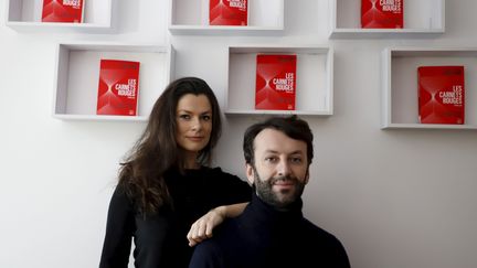 Carole et Antoine Fruchard, le frère et la soeur qui ont séduit les Etats-Unis avec un polar autoédité, "Les carnets rouges". (DELPHINE GOLDSZTEJN / MAXPPP)