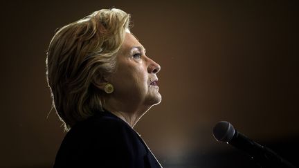 Hillary Clinton, le 27 septembre 2016, à Raleigh (Caroline du Nord). (BRENDAN SMIALOWSKI / AFP)