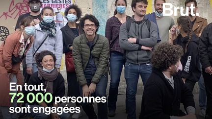 Avec le confinement, ils ont été de plus en plus à faire appel à l'association Les Restos du Cœur pour se nourrir. Alors plus que jamais, les bénévoles se mobilisent pour leur venir en aide. Brut les a suivis.