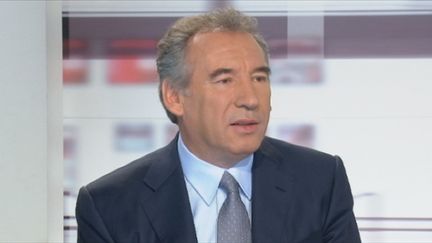 François Bayrou aux 4V (FranceTV)