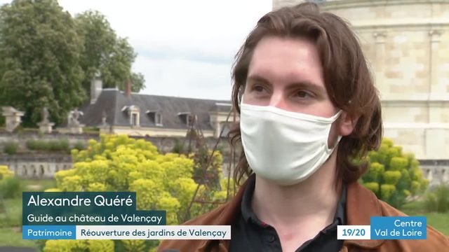 Le château de Valençay a rouvert ses parcs et jardins aux visiteurs ce matin. L’intérieur du château ne sera accessible que dans une semaine mais déjà les visiteurs ne boudent pas leur plaisir.