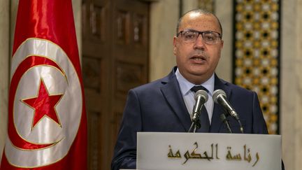 Le Premier ministre tunisien,&nbsp;Hichem Mechichi, le 31 mars 2021 à Tunis. (YASSINE GAIDI / ANADOLU AGENCY / AFP)