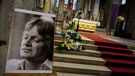 Hommage à Claude Francois à l'église d'Auteuil à Paris, samedi 10 mars 2018.&nbsp; (JEAN-FRANCOIS FERNANDEZ/FRANCEINFO)