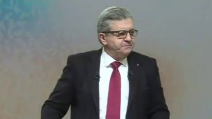 Jean-Luc Mélenchon a cherché, dimanche 17 octobre à Reims, à mobiliser les abstentionnistes et les classes populaires.&nbsp; (Capture d'écran France 3)