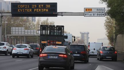 &nbsp; (Le périphérique à Paris. Le dispositif de sécurité autour de la COP21 entraîne sa fermeture partielle, les 29 et 30 novembre. © MaxPPP)